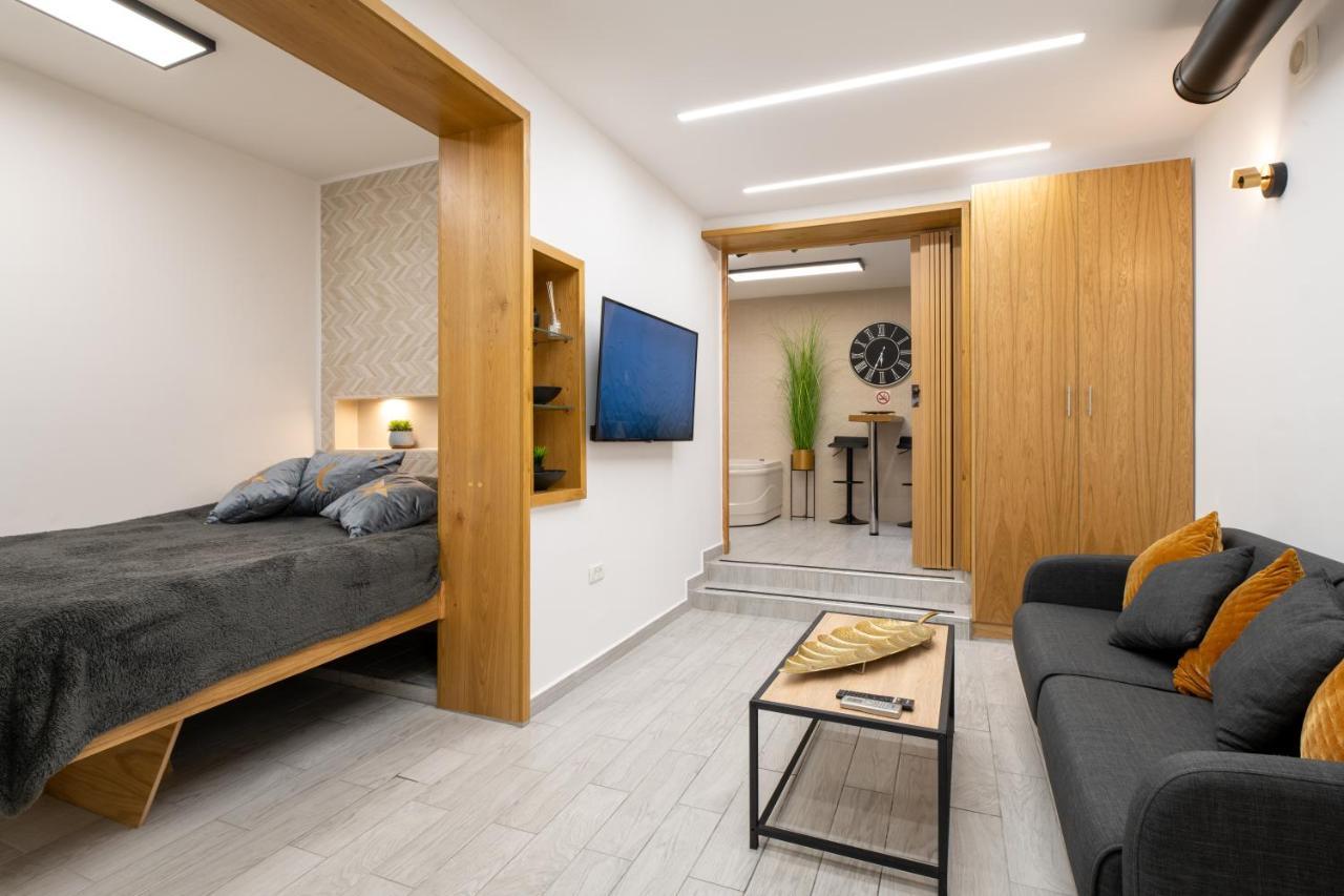 חיפה Romsuites - Amazing Atmosphere, Baha'I Gardens Main Street, German Colony מראה חיצוני תמונה